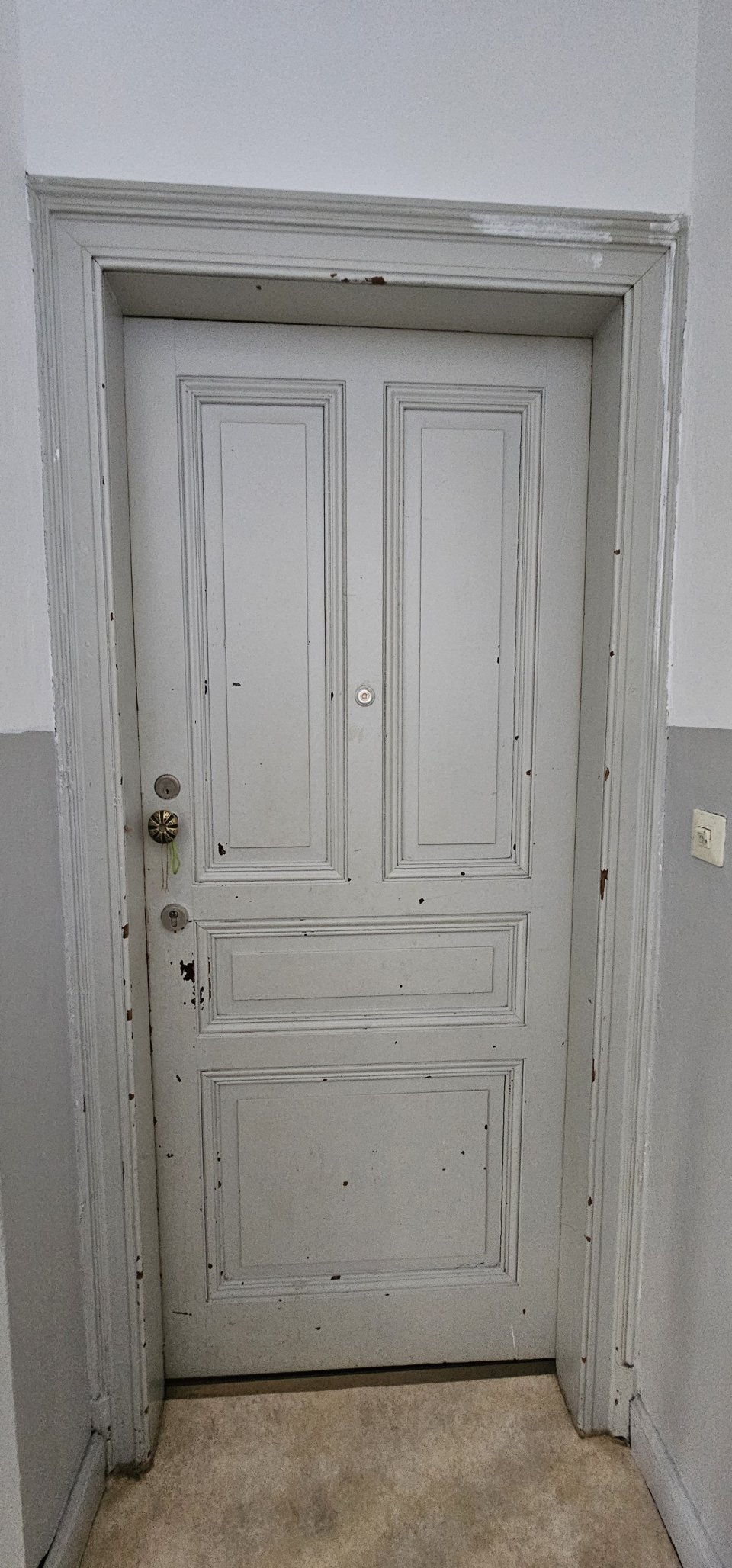 Große 5 ZKB Wohnung in guter Lage, zentral gelegen