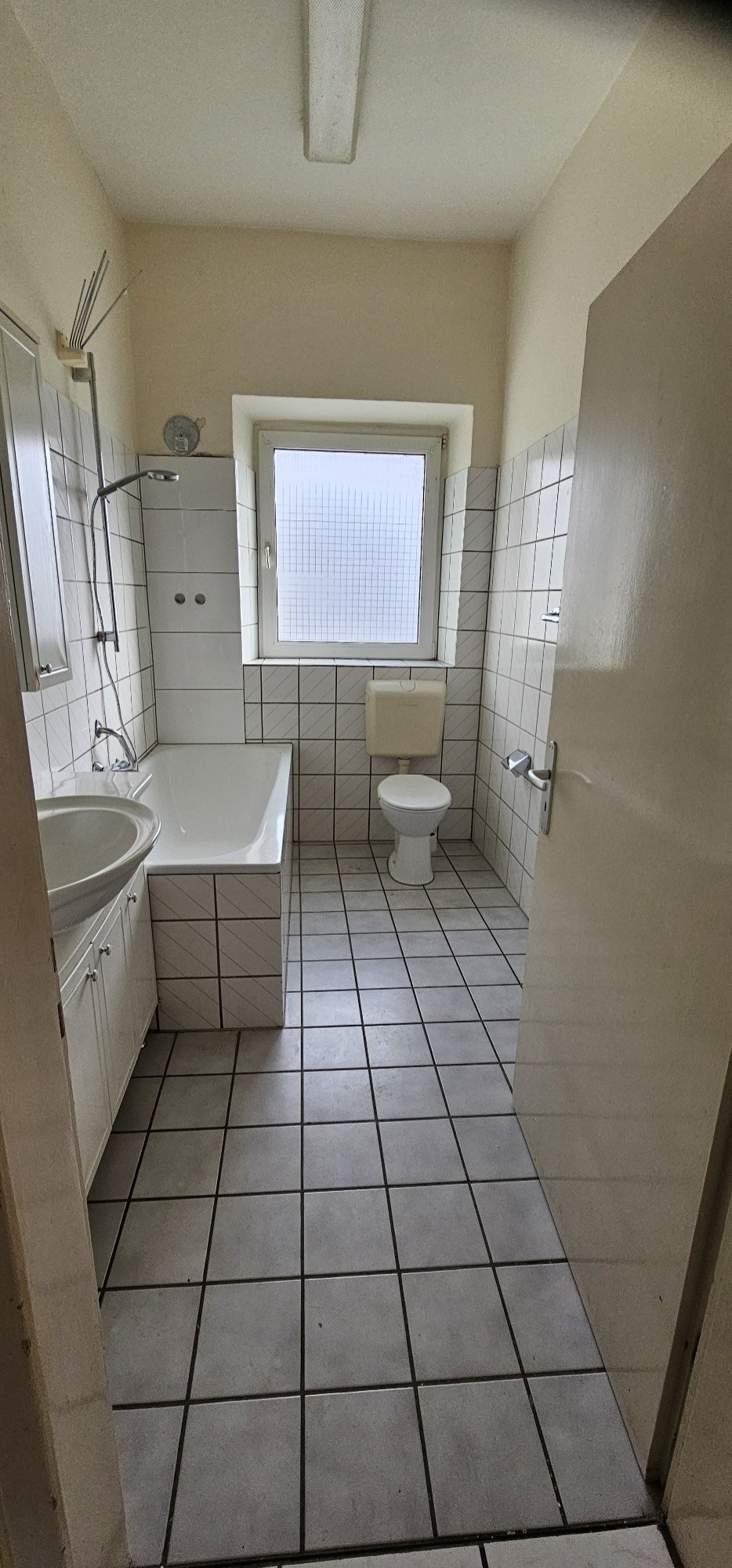 *** VERKAUFT *** Große 5 ZKB Wohnung, zentral gelegen in Konz-Karthaus