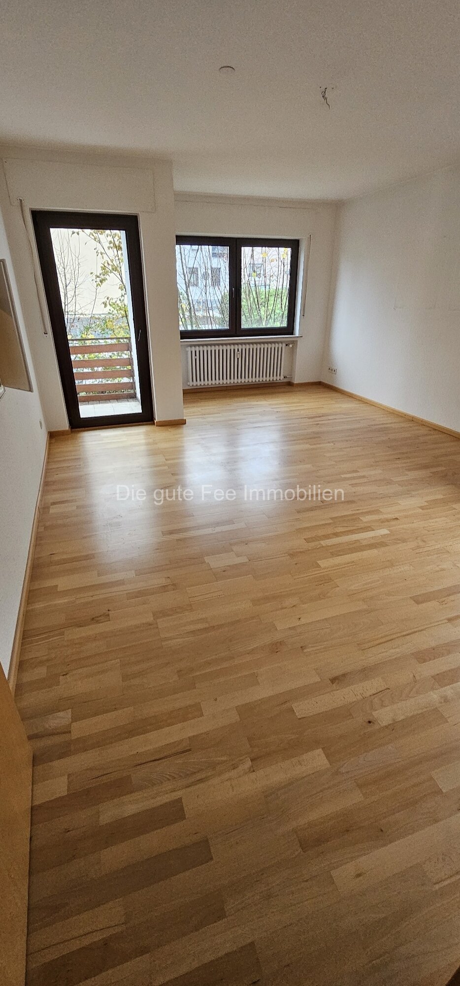 Gepflegte 2 -  ZKB Wohnung mit Balkon