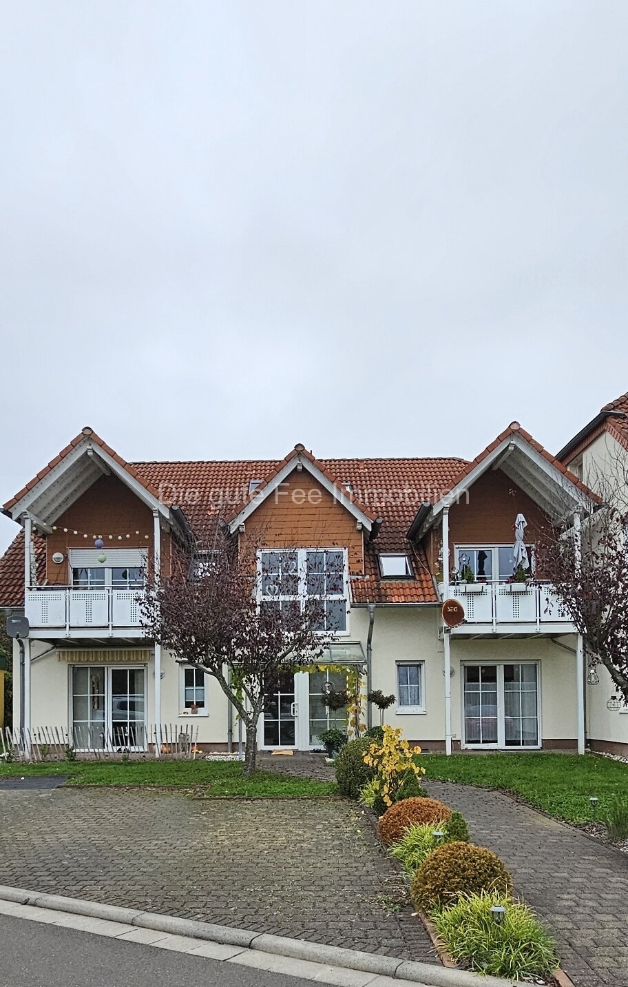 Toplage, Schöne Maisonette - Wohnung mit Balkon in Losheim am See