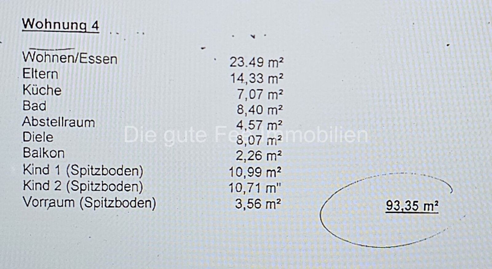 Toplage, Schöne Maisonette - Wohnung mit Balkon in Losheim am See