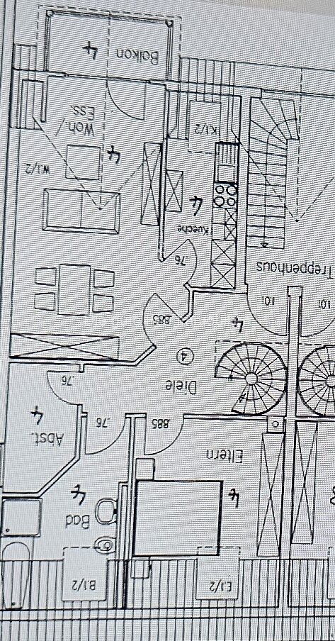 Toplage, Schöne Maisonette - Wohnung mit Balkon in Losheim am See