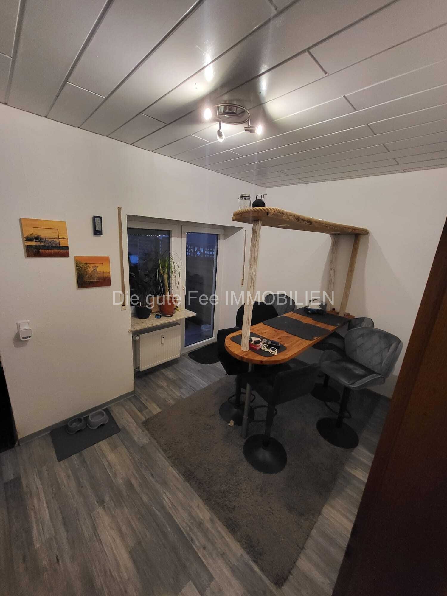 Schönes Zweifamilienhaus für Kapitalanleger oder Mehrgenerationshaus