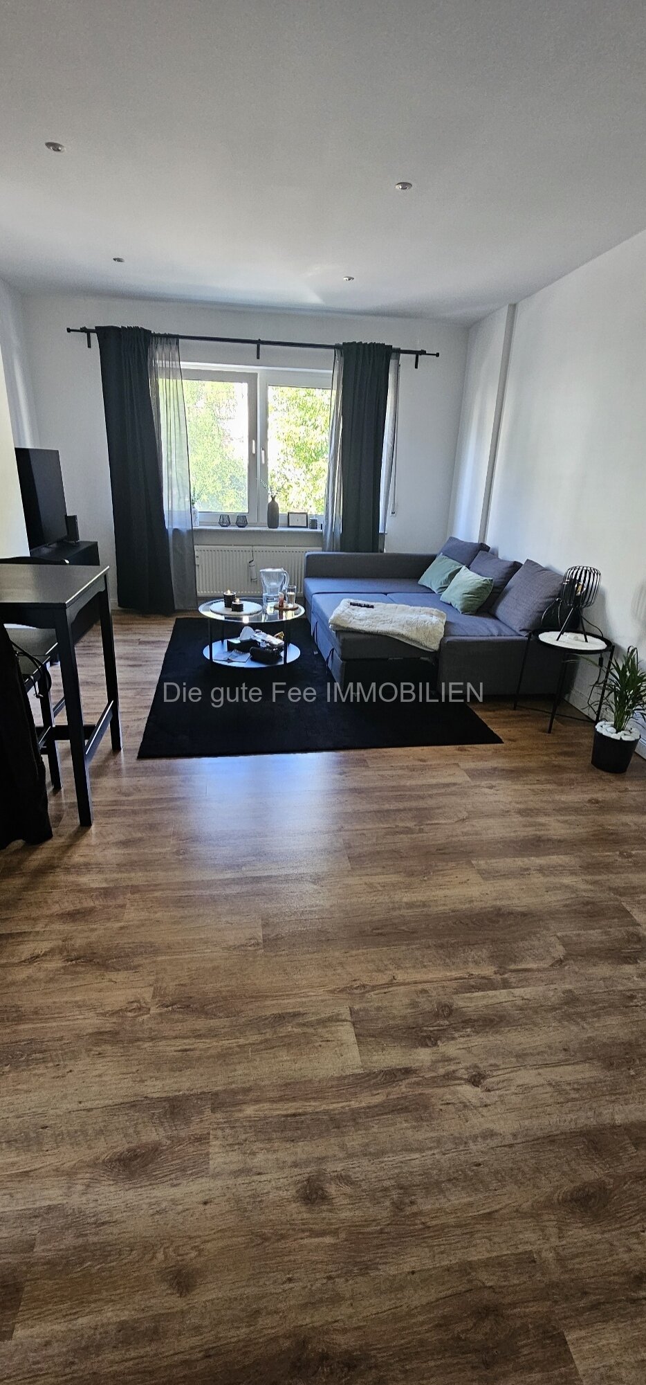 Schönes Zweifamilienhaus für Kapitalanleger oder Mehrgenerationshaus