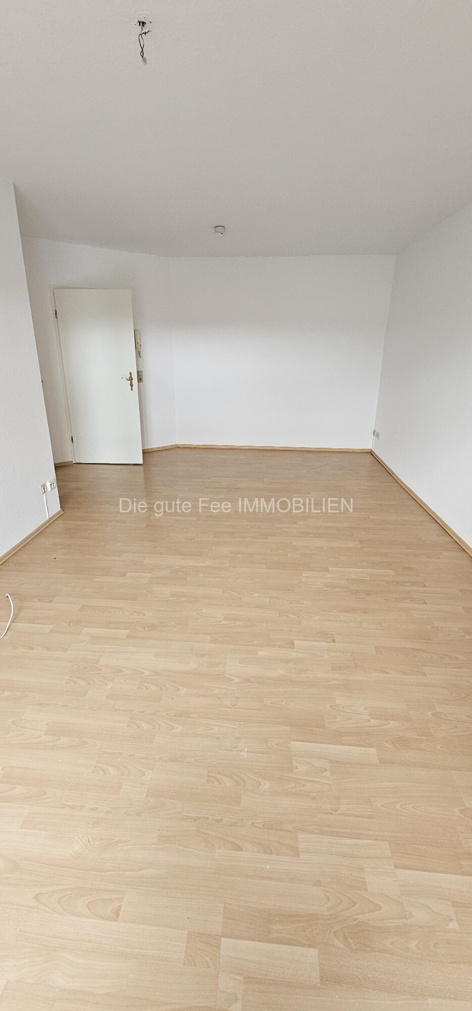 Toplage, Schöne Maisonette - Wohnung mit Balkon in Losheim am See