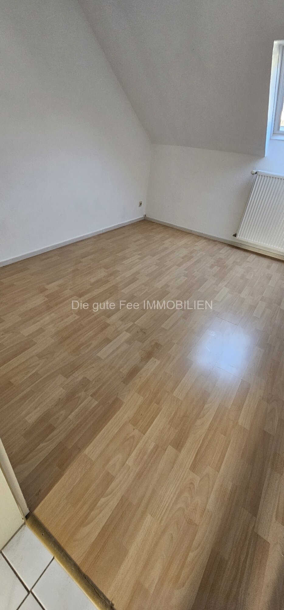  Schöne große und gemütliche  4 -Zimmer Wohnung in Mehring