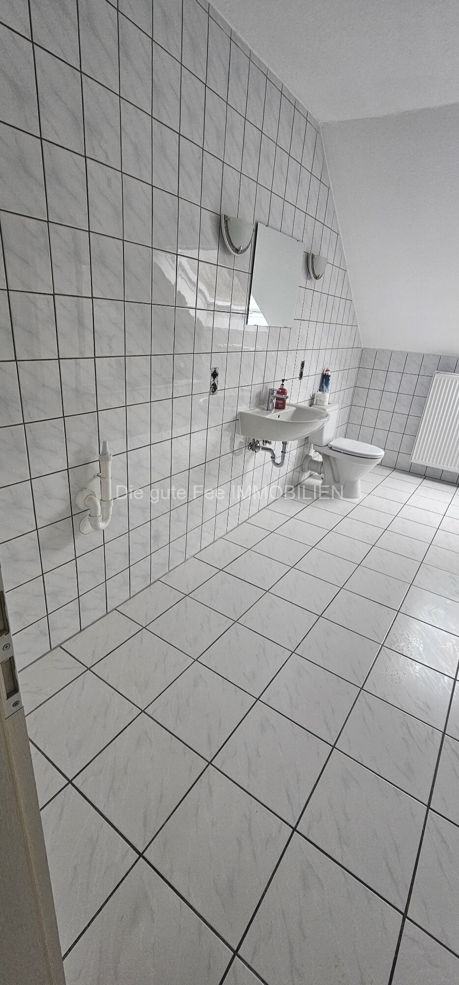  Schöne große und gemütliche  4 -Zimmer Wohnung in Mehring