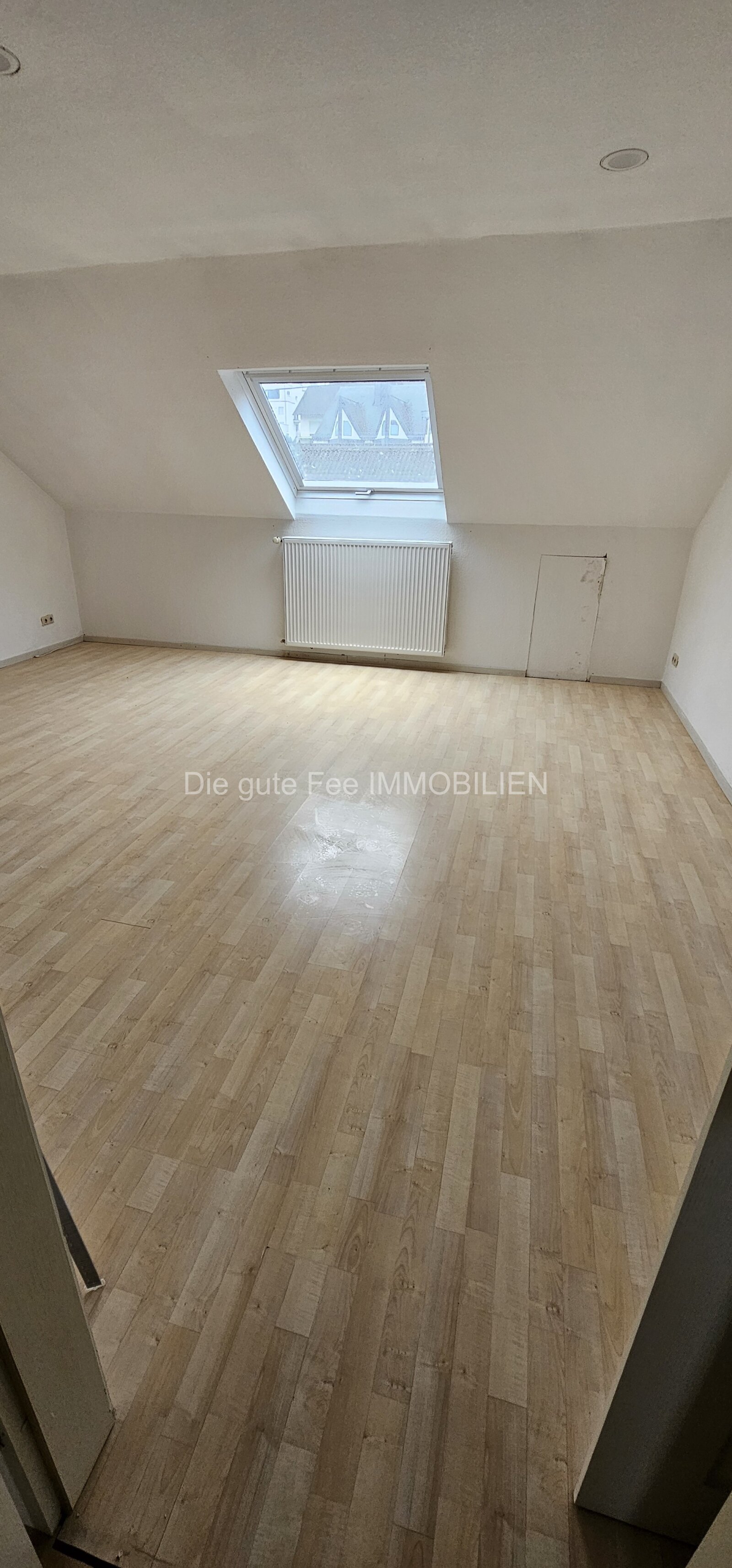  Schöne große und gemütliche  4 -Zimmer Wohnung in Mehring