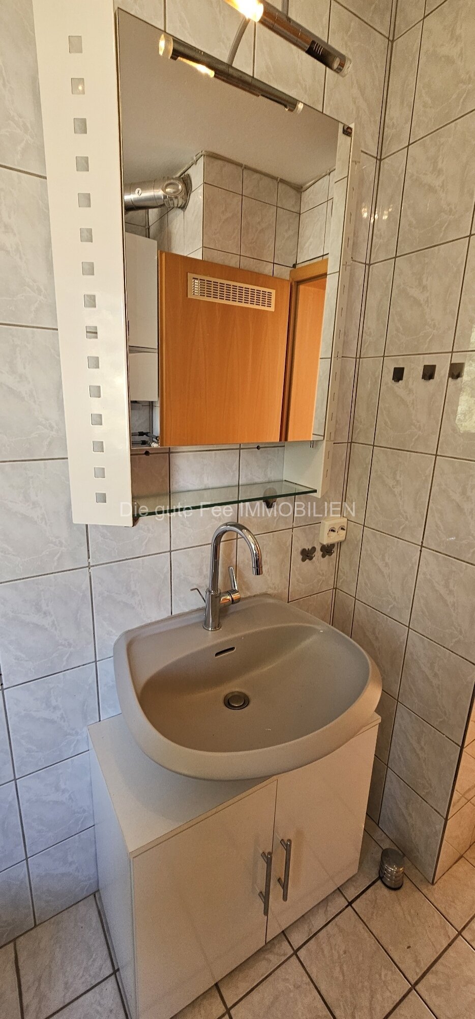  Schöne helle und gemütliche 2 Zimmer Wohnung in Trier Heiligkreuz