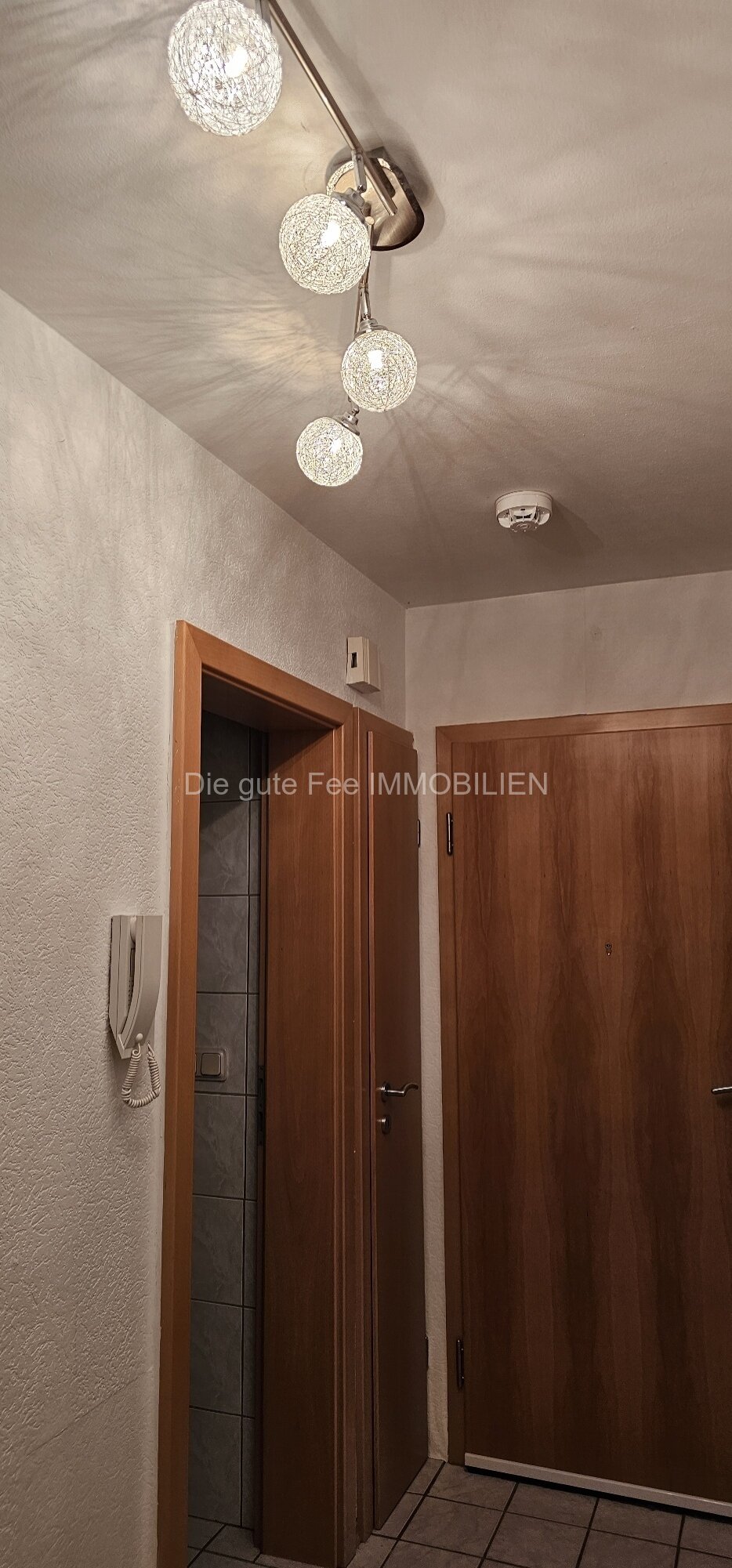  Schöne helle und gemütliche 2 Zimmer Wohnung in Trier Heiligkreuz