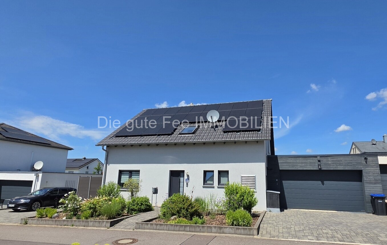 TOPLAGE, wunderschönes, modernes, neuwertiges Einfamilienhaus in Grenznähe zu Luxemberg 
