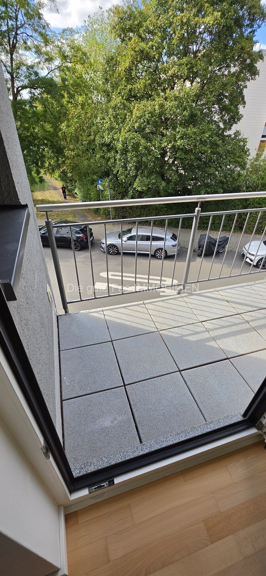 *** Reserviert *** Schöne, helle 2 - ZKB - Wohnung mit Balkon in Heiligkreuz