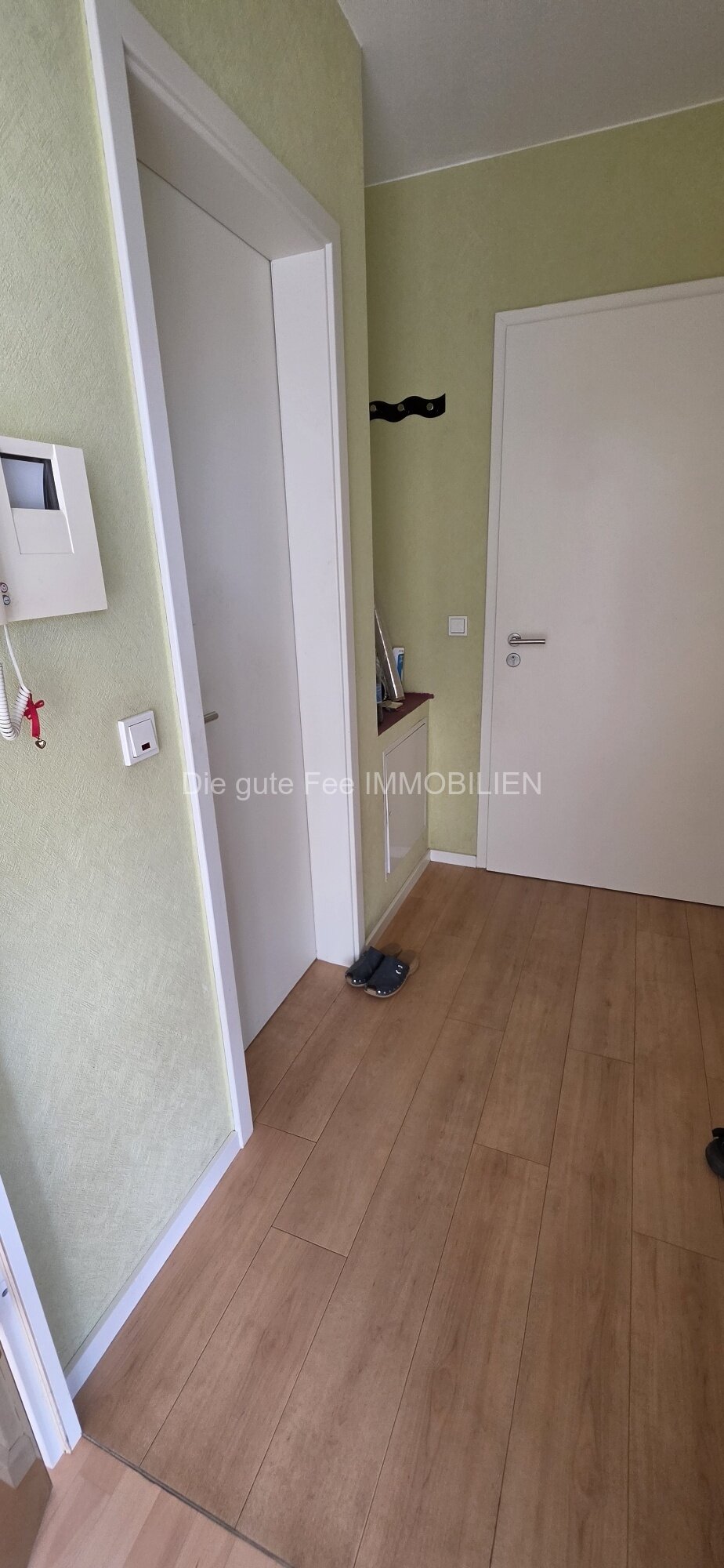 *** Reserviert *** Schöne, helle 2 - ZKB - Wohnung mit Balkon in Heiligkreuz