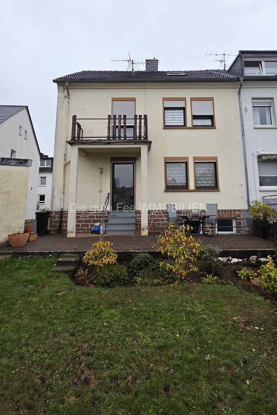 Einfamilien/Zweifamilienhaus in begehrter Traumlage in Trier Heiligkreuz