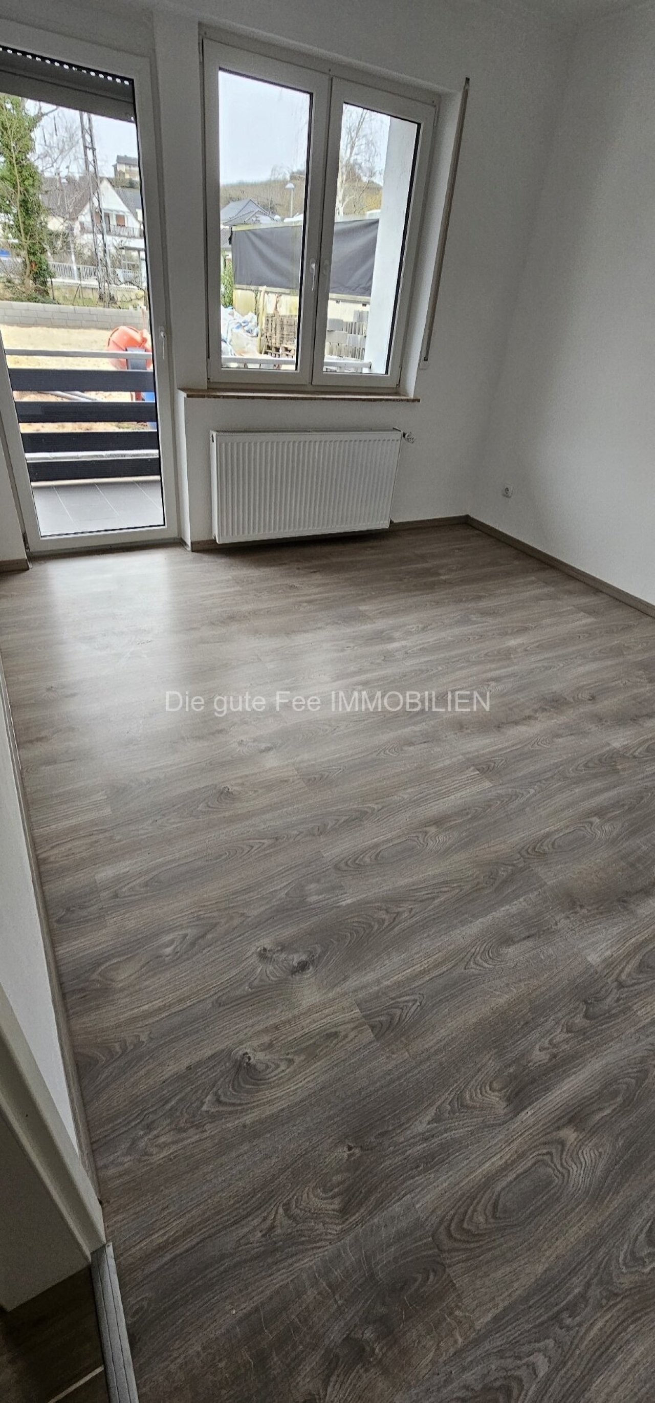 Wohnzimmer mit Balkon Wohnzimmer mit Balkon