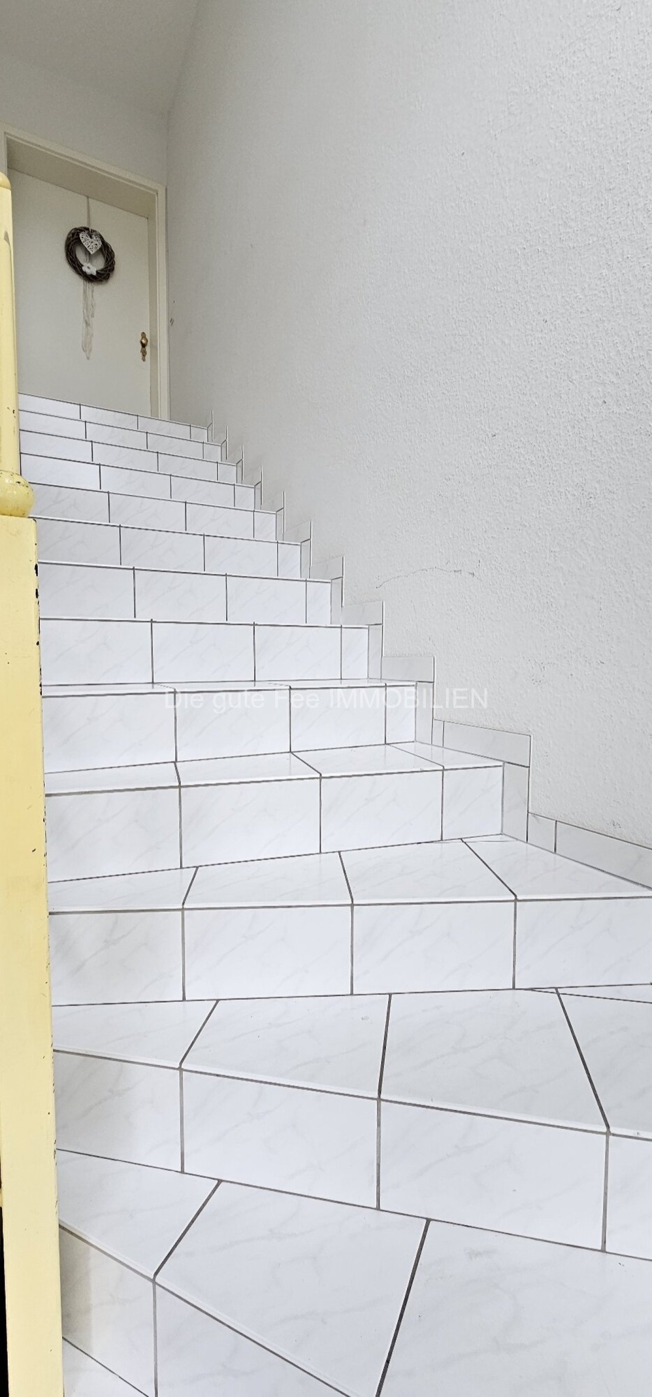 Treppe die zur Wohnung führt