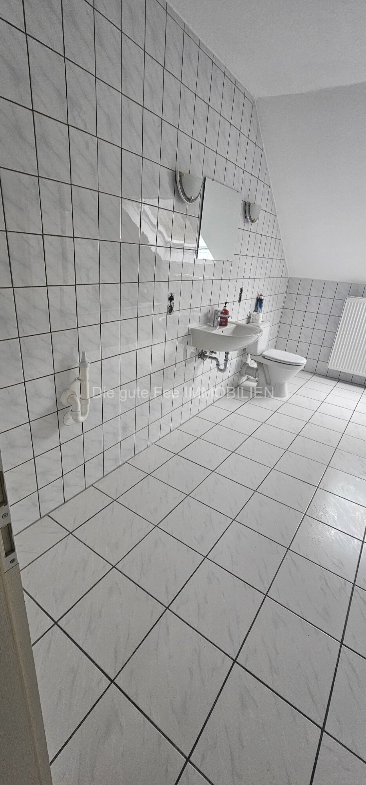 Bad mit Waschmaschinenanschluss