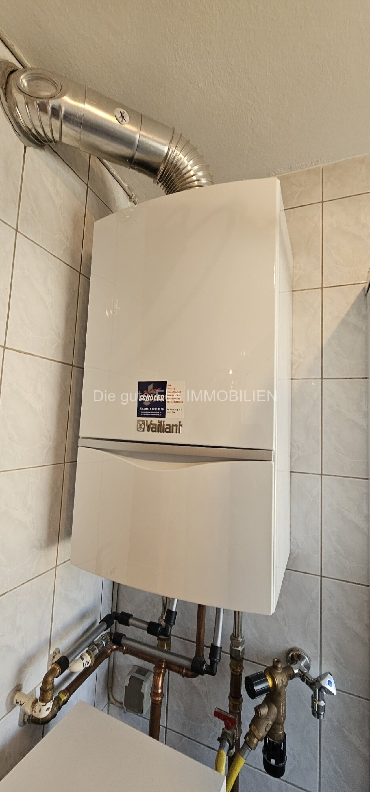 Neuwertige Gastherme