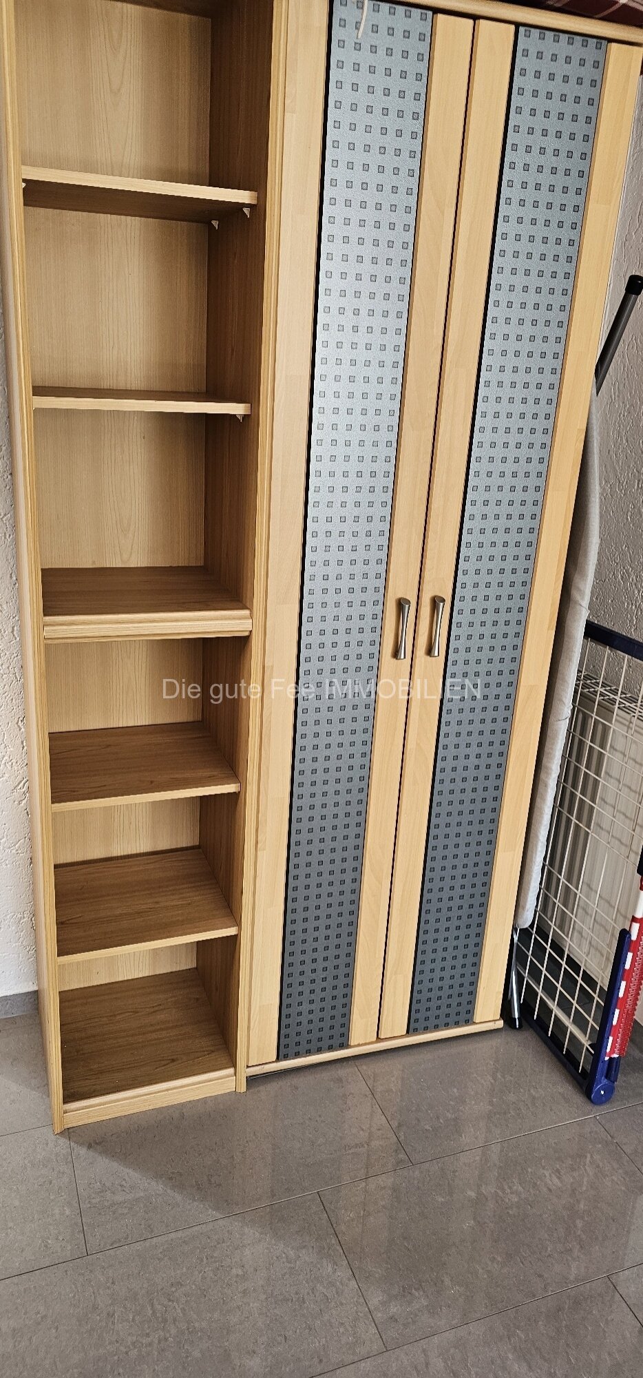 Schlafzimmerschrank