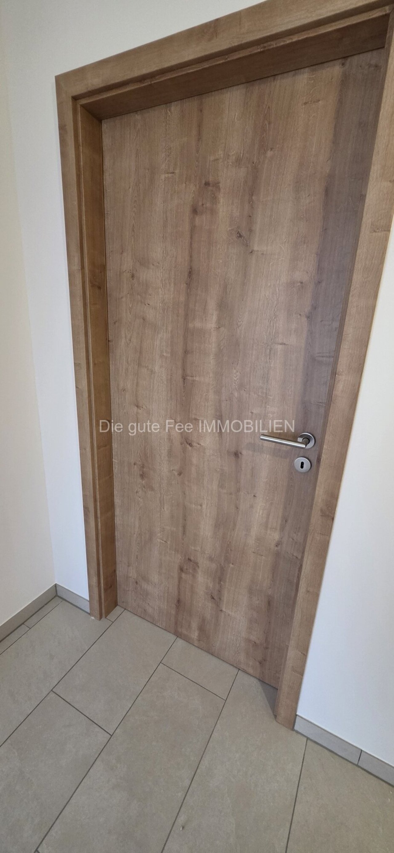 Tür zum 2. Schlafzimmer